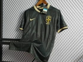 blusa do brasil preta com dourado